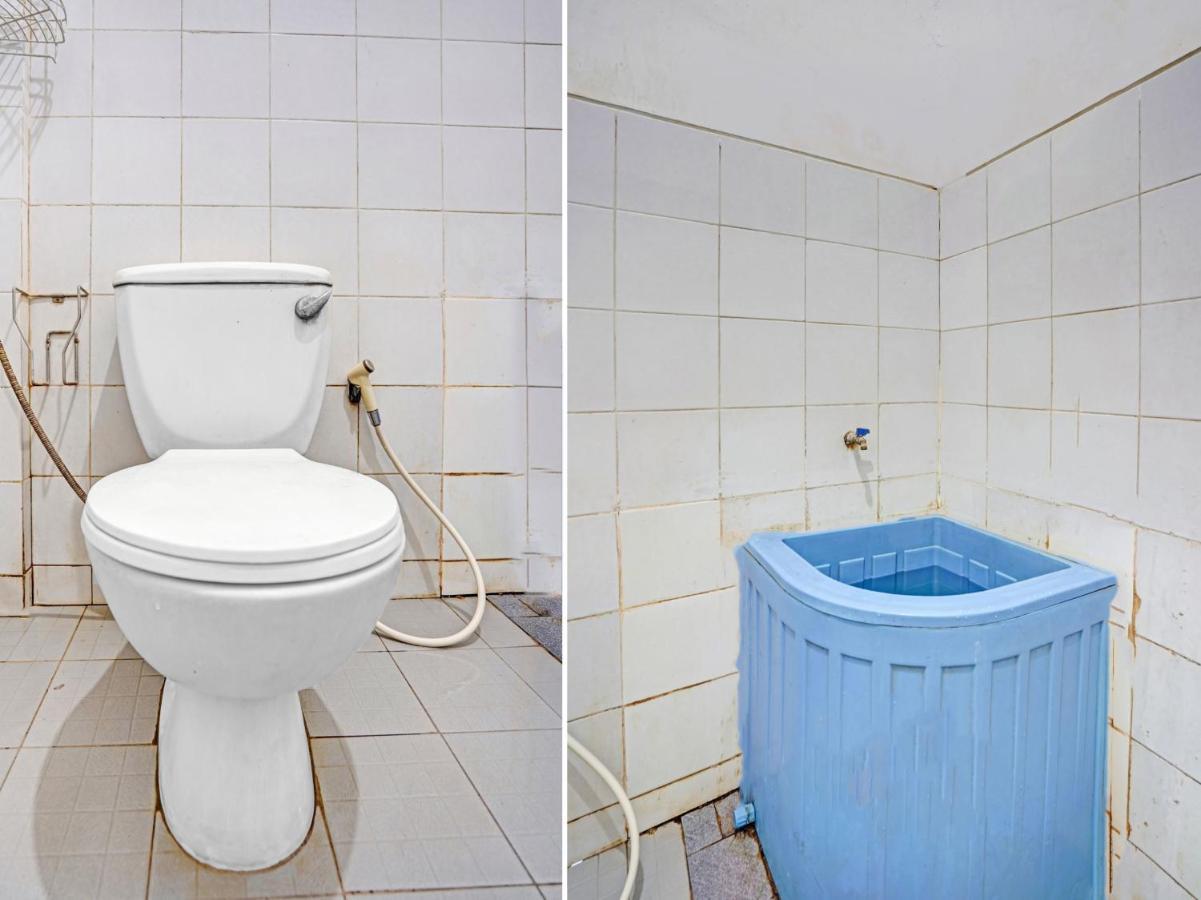 Oyo 90403 Gosepa Ngagel Hotel Сурабая Екстериор снимка